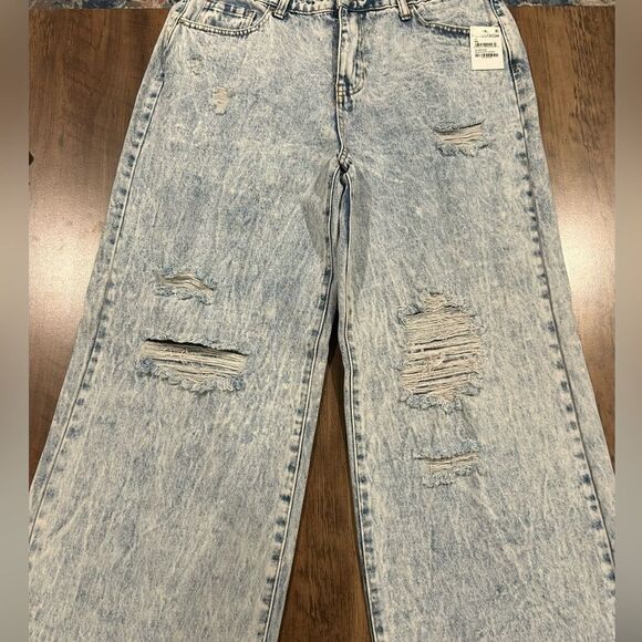 Be Responsible (BR) Wide-leg, Bleach-washed Distressed Jeans - NWT - Size 33 - Picture 5 of 11